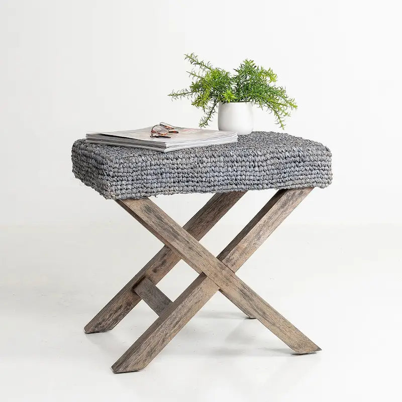 Pouf Ottomano Fatto a Mano in Rafia Naturale e Legno