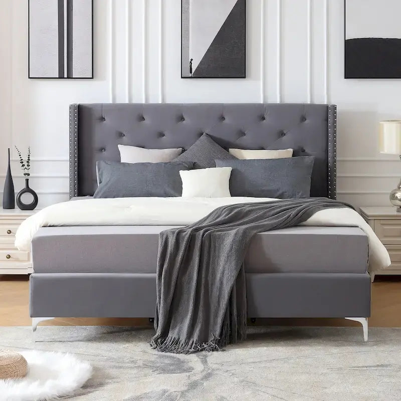 Struttura Letto con Piattaforma Queen Size Rivestita in Velluto con Gambe in Metallo da 15 cm