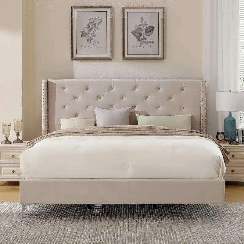 Struttura Letto con Piattaforma Queen Size Rivestita in Velluto con Gambe in Metallo da 15 cm