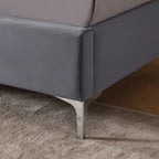 Struttura Letto con Piattaforma Queen Size Rivestita in Velluto con Gambe in Metallo da 15 cm