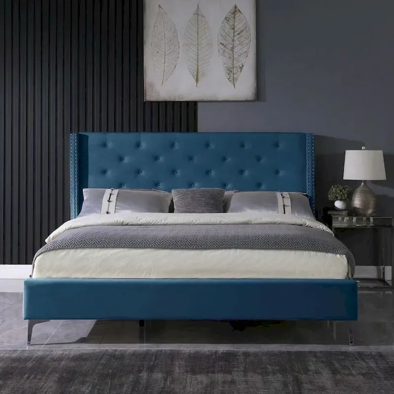 Struttura Letto con Piattaforma Queen Size Rivestita in Velluto con Gambe in Metallo da 15 cm