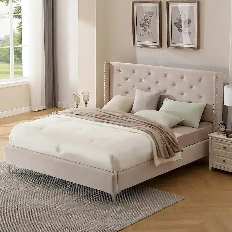 Struttura Letto con Piattaforma Queen Size Rivestita in Velluto con Gambe in Metallo da 15 cm