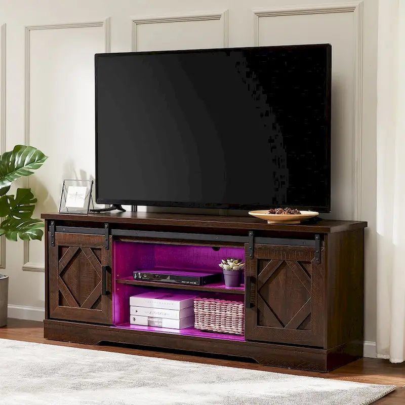 Mobile TV scorrevole in stile rustico con porta a granaio