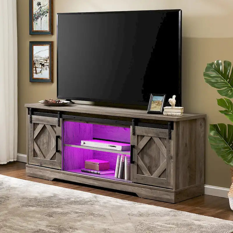 Mobile TV scorrevole in stile rustico con porta a granaio
