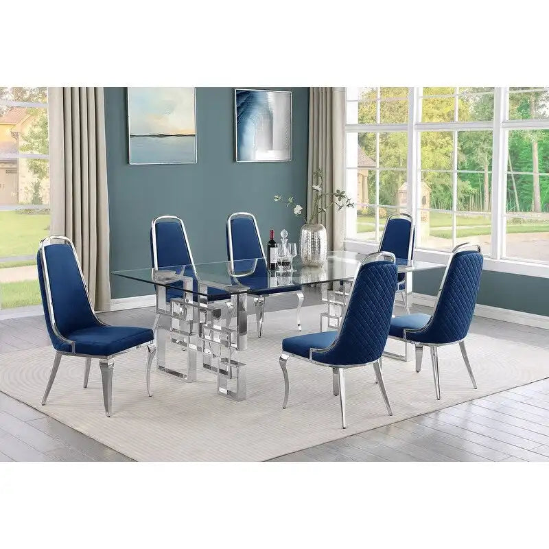 Set da pranzo con tavolo grande in vetro e mobili di alta qualità